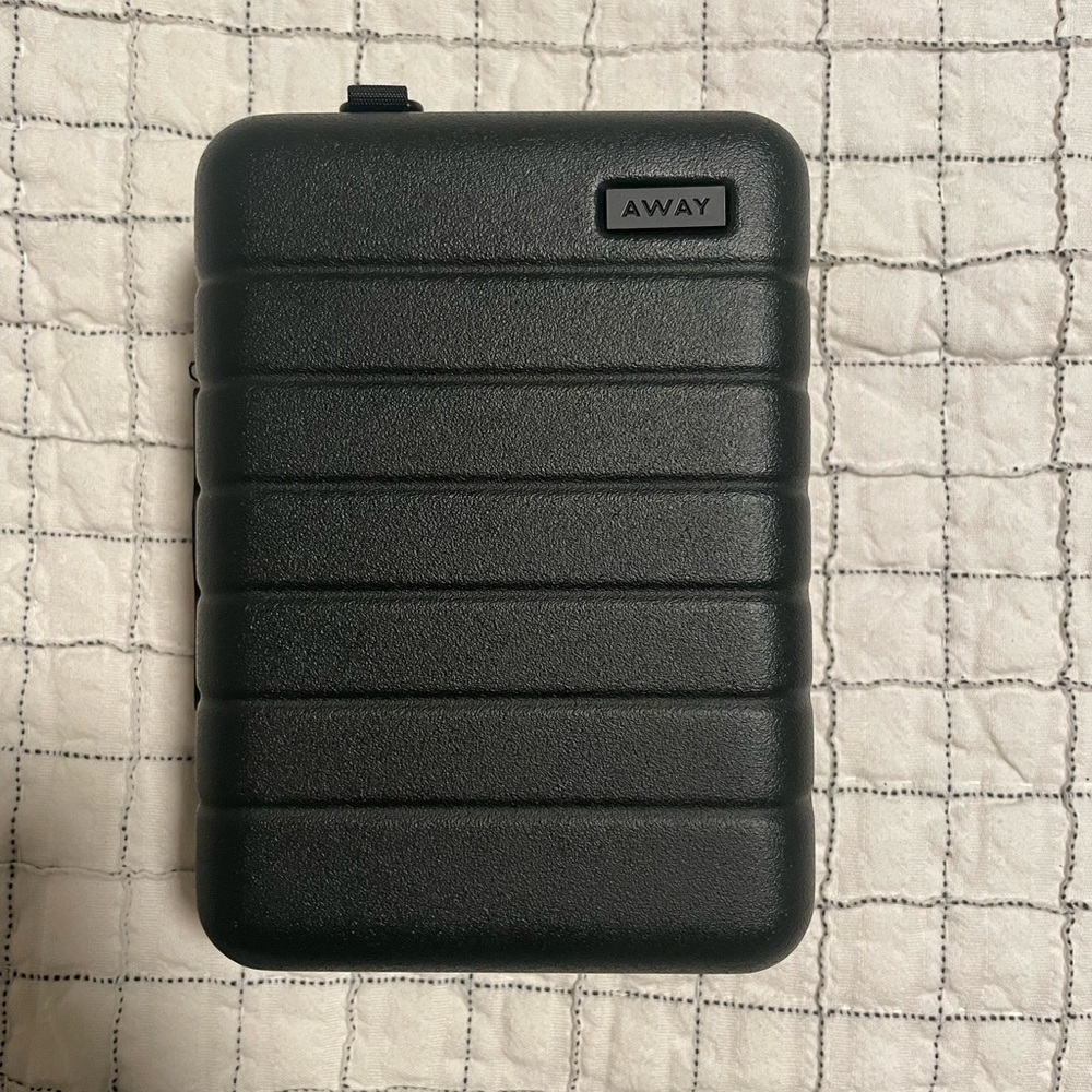 Away Mini Suitcase - Dark Green
